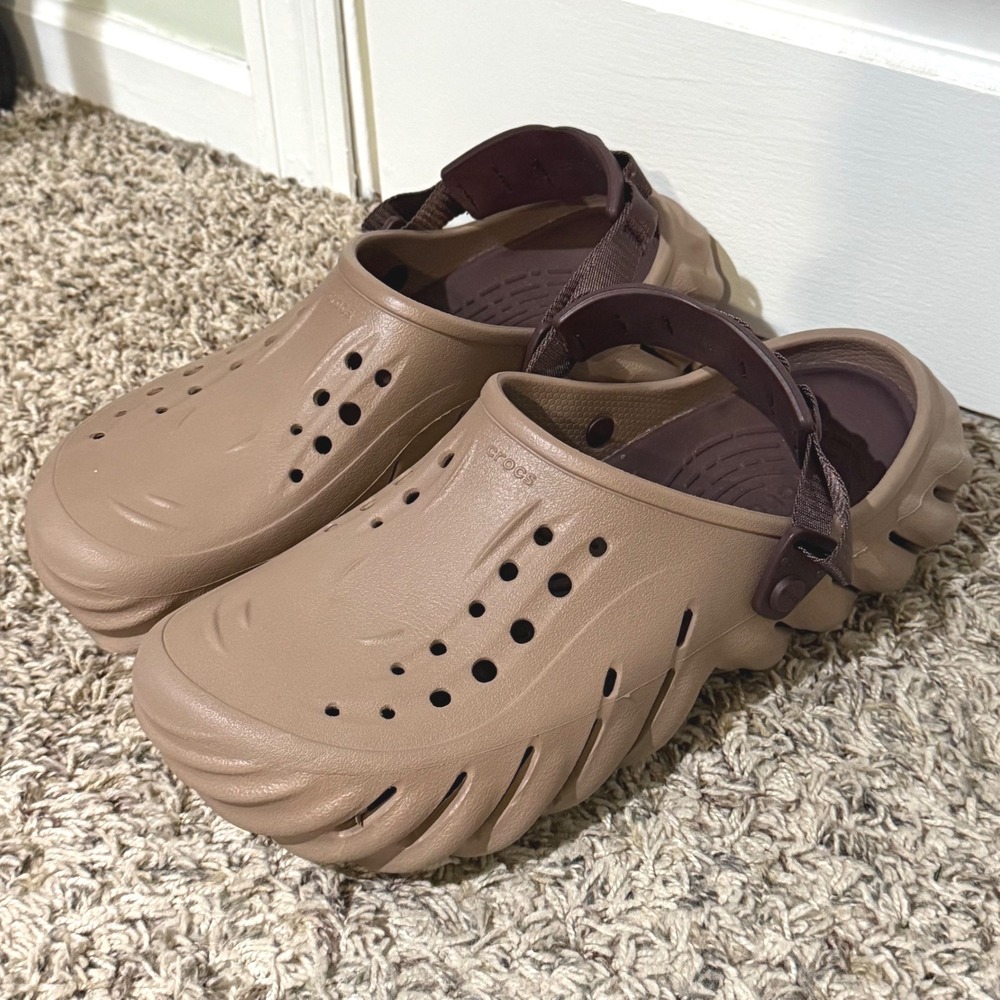 Crocs Echo Clog Tumbleweed Espresso Mens 12 Brown Tan 207937-2V0